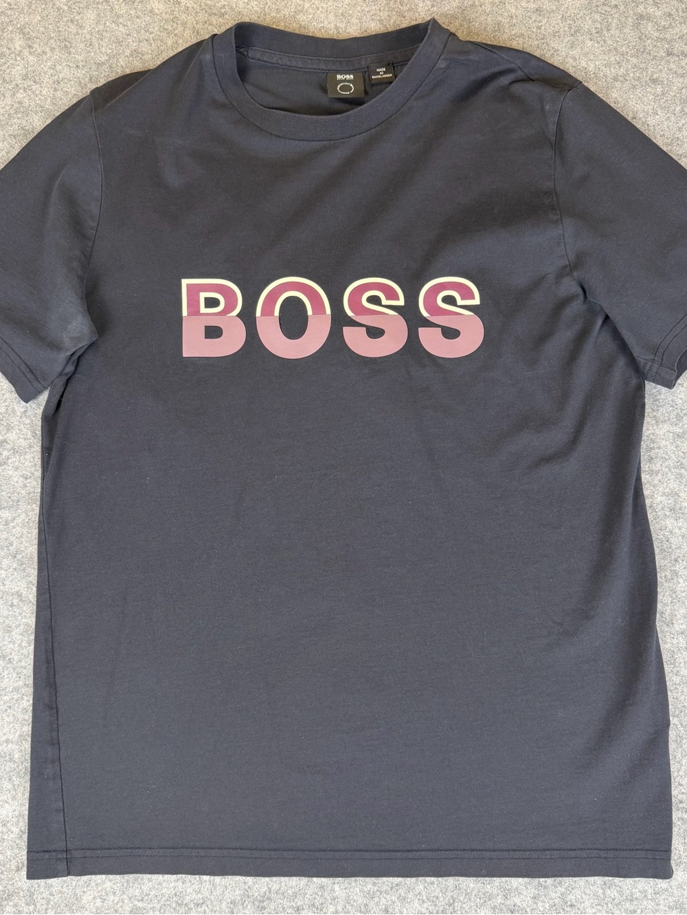 Hugo Boss Men’s Small Black Pink Graphic Logo T‑Shirt Short Sleeve